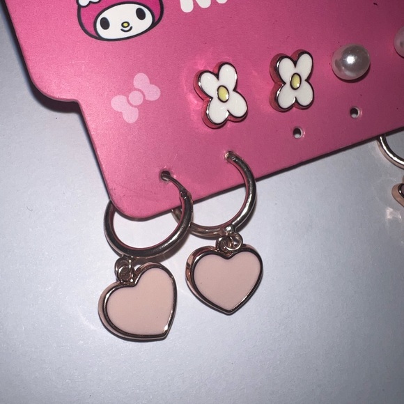 NWT sanrio earrings set of 4 my melody pearl hearts flowers card gift girls lot - Picture 2 of 4